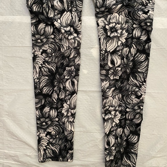 Nicki Minaj pants like New worn rare few times - Picture 2 of 4